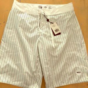 BRAND NEW! Men’s RVCA Board Shorts! Size 34!